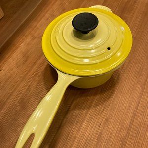 Le Creuset Signature Saucepan in Soleil 1 3/4 qu